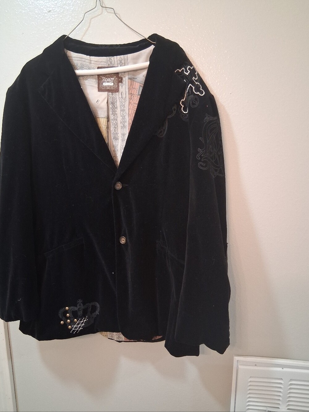 Roar Black Velvet Embellished Women's Blazer Jacket